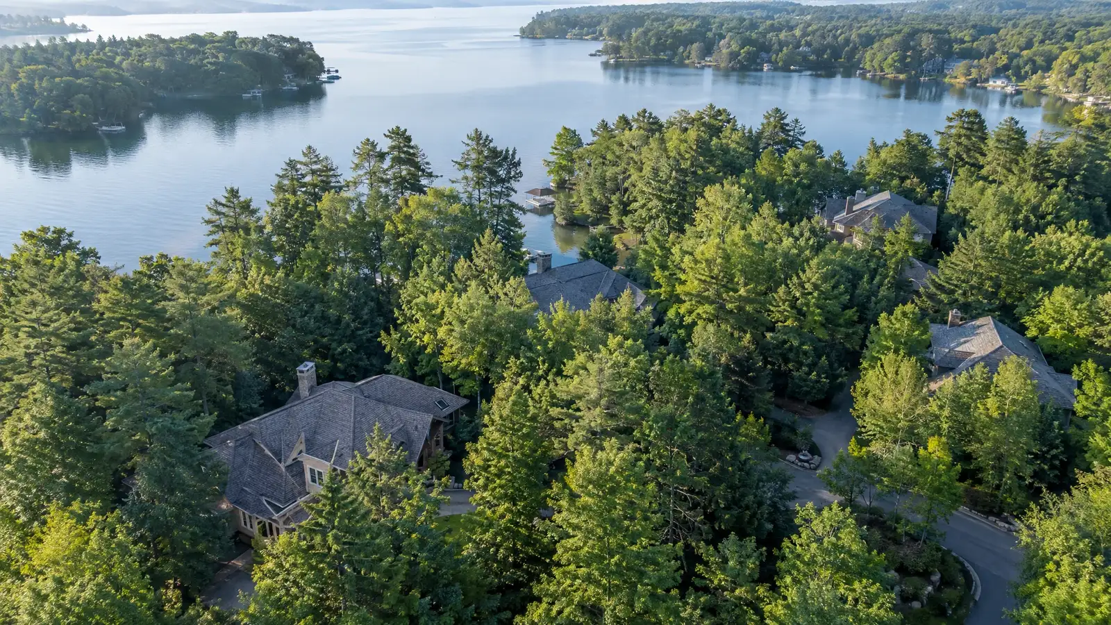 Roof inspection and leak detection in Hermitage, Tennessee